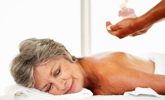 MASSAGE SENIORS (PERSONNES AGEES)